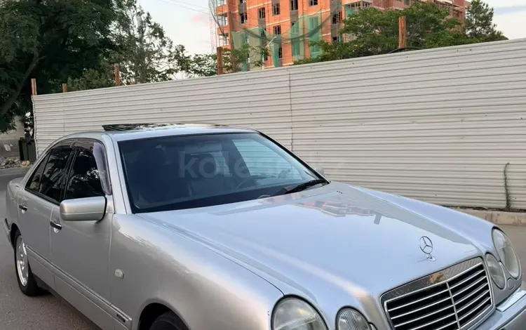 Mercedes-Benz E 320 1998 года за 5 000 000 тг. в Актау