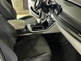 Kia Carnival 2021 годаүшін14 000 000 тг. в Атырау – фото 3
