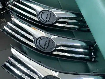 Решетка радиатора Toyota Corolla 13-16г новый дубликат Taiwan Tong Yang за 35 000 тг. в Алматы