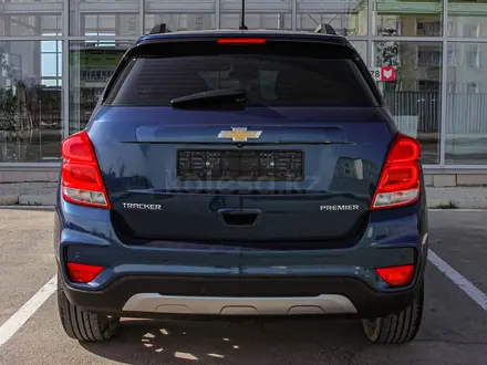 Chevrolet Tracker 2021 года за 7 990 000 тг. в Актау – фото 4