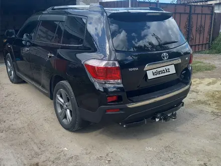 Toyota Highlander 2011 года за 15 000 000 тг. в Костанай – фото 4