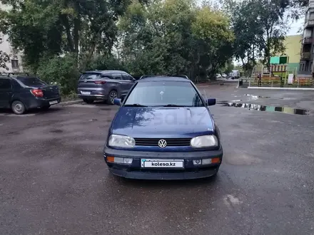 Volkswagen Golf 1994 года за 2 050 000 тг. в Астана