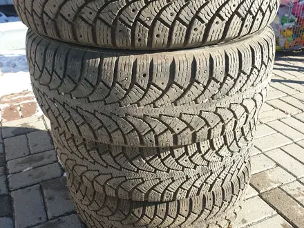 Шины 215/55R16 за 40 000 тг. в Астана