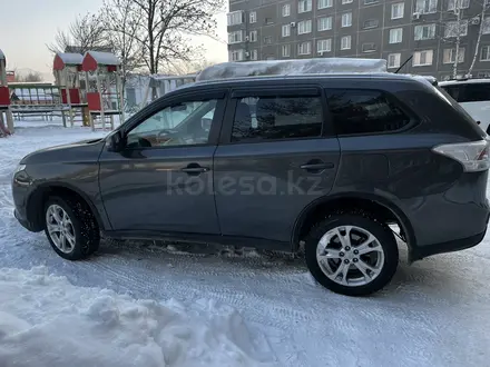 Mitsubishi Outlander 2014 года за 8 300 000 тг. в Усть-Каменогорск – фото 4