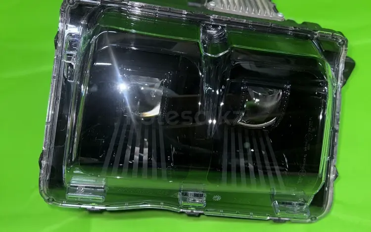 Фара левая за 1 000 тг. в Астана