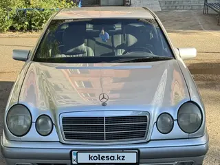 Mercedes-Benz E 280