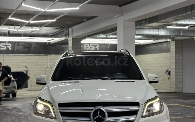 Mercedes-Benz GL 500 2013 годаfor20 000 000 тг. в Алматы