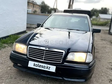 Mercedes-Benz C 200 1995 года за 1 700 000 тг. в Караганда