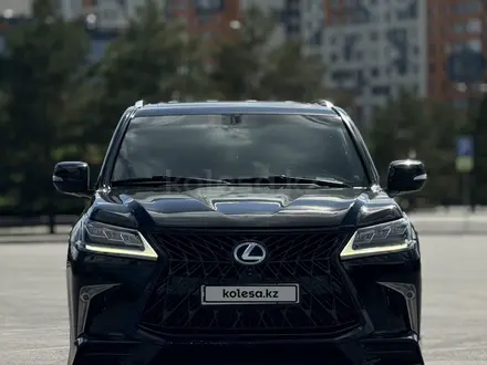 Lexus LX 570 2016 года за 35 000 000 тг. в Астана – фото 2