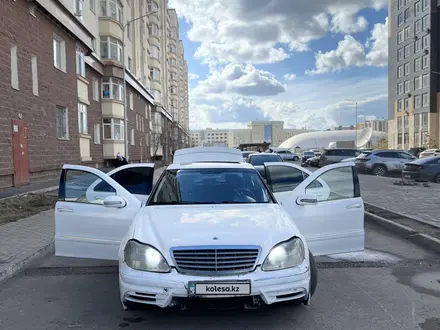 Mercedes-Benz S 320 1999 года за 2 400 000 тг. в Астана – фото 14