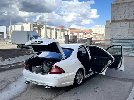 Mercedes-Benz S 320 1999 года за 2 400 000 тг. в Астана – фото 15