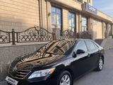 Toyota Camry 2011 года за 8 000 000 тг. в Шымкент – фото 2