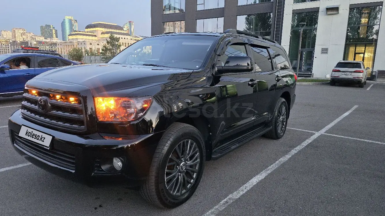 Toyota Sequoia, 2014