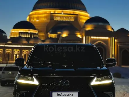 Lexus LX 570 2018 года за 50 500 000 тг. в Астана – фото 6