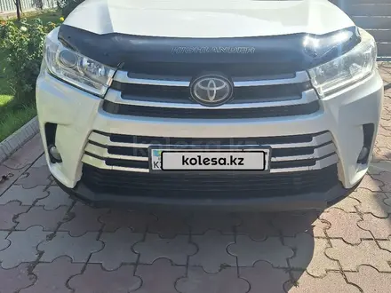 Toyota Highlander 2019 года за 18 300 000 тг. в Алматы