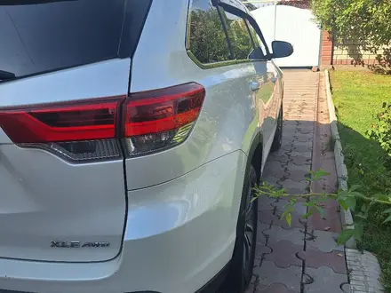 Toyota Highlander 2019 года за 18 300 000 тг. в Алматы – фото 5