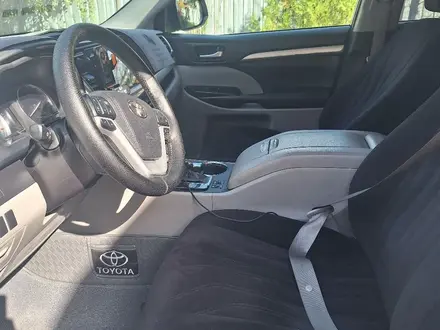 Toyota Highlander 2019 года за 18 300 000 тг. в Алматы – фото 7