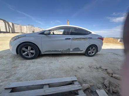 Hyundai Elantra 2012 года за 3 000 000 тг. в Актау – фото 6