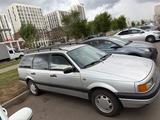 Volkswagen Passat 1992 года за 1 300 000 тг. в Астана – фото 3