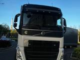 Volvo  FH 2021 года за 69 000 000 тг. в Алматы