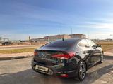 Hyundai Elantra 2019 годаүшін5 500 000 тг. в Шымкент – фото 4