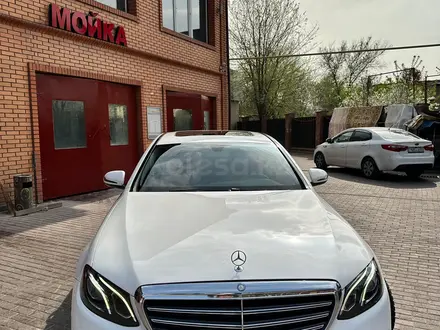 Mercedes-Benz E 300 2016 года за 17 900 000 тг. в Алматы