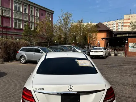 Mercedes-Benz E 300 2016 года за 17 900 000 тг. в Алматы – фото 5