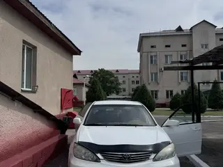 Toyota Camry, 2005