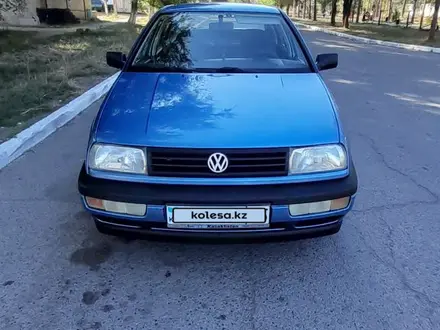 Volkswagen Vento 1993 года за 2 450 000 тг. в Алматы – фото 5