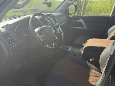 Toyota Land Cruiser 2014 года за 25 500 000 тг. в Астана – фото 7