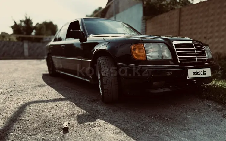 Mercedes-Benz E 320 1991 годаүшін2 300 000 тг. в Алматы