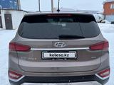 Hyundai Santa Fe 2019 года за 12 000 000 тг. в Актобе – фото 3