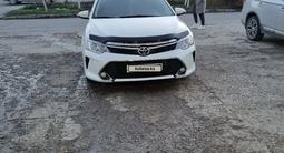 Toyota Camry 2015 года за 10 200 000 тг. в Шымкент