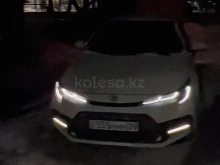 Toyota Corolla 2021 года за 10 000 000 тг. в Караганда – фото 2