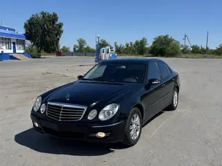 Mercedes-Benz E 320