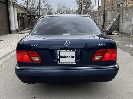 Mercedes-Benz E 320 1998 года за 10 500 000 тг. в Алматы – фото 2