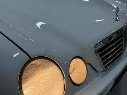 Mercedes-Benz E 320 2000 года за 4 300 000 тг. в Астана – фото 10