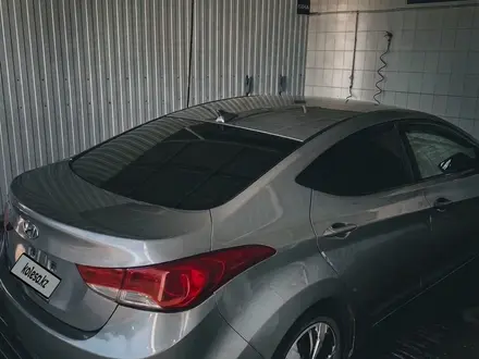 Hyundai Elantra 2012 года за 2 500 000 тг. в Актобе – фото 4