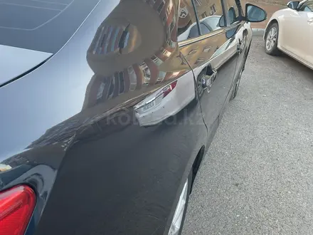 Toyota Camry 2014 года за 5 600 000 тг. в Актобе – фото 3