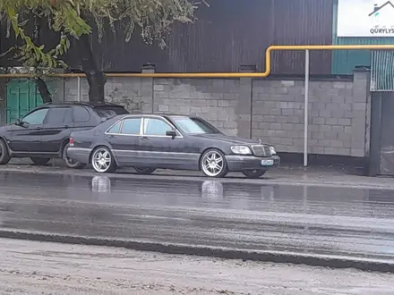 Mercedes-Benz S 320 1995 года за 3 500 000 тг. в Алматы – фото 14