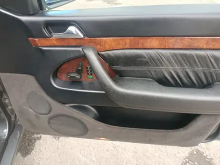 Mercedes-Benz S 320 1995 года за 3 500 000 тг. в Алматы – фото 22