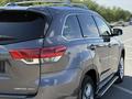 Toyota Highlander 2018 года за 17 500 000 тг. в Уральск – фото 6