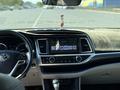 Toyota Highlander 2018 года за 17 500 000 тг. в Уральск – фото 10
