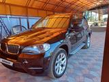 BMW X5 2012 года за 11 500 000 тг. в Уральск – фото 2