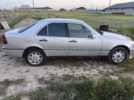 Mercedes-Benz C 220 1994 года за 1 800 000 тг. в Шу – фото 2