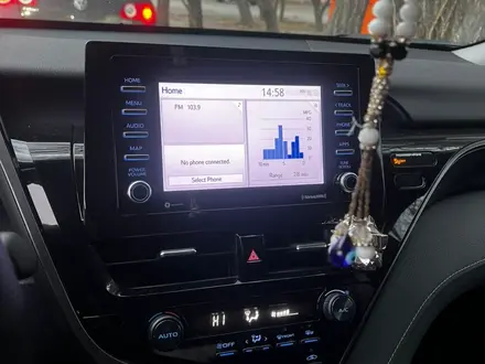Toyota Camry 2020 года за 10 500 000 тг. в Семей – фото 3