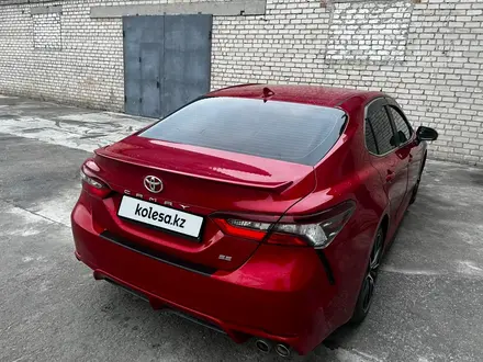 Toyota Camry 2020 года за 10 500 000 тг. в Семей – фото 8