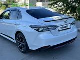 Toyota Camry 2021 годаүшін14 700 000 тг. в Алматы – фото 4