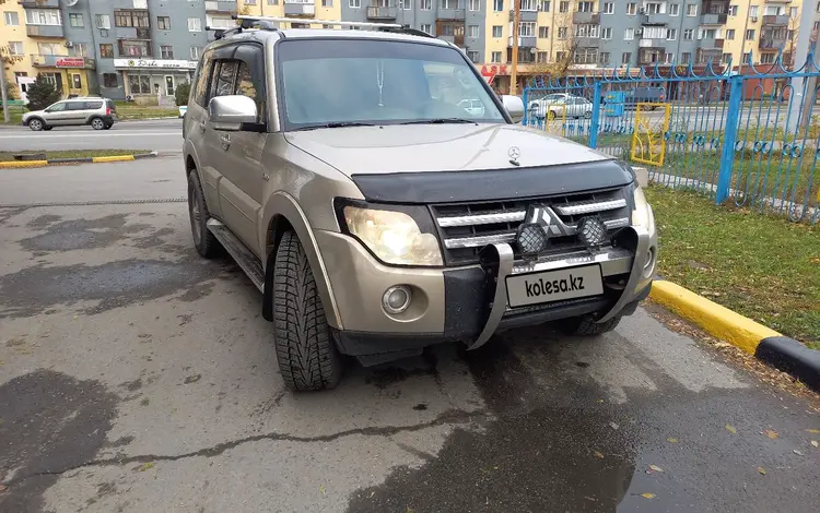 Mitsubishi Pajero 2007 года за 9 000 000 тг. в Семей