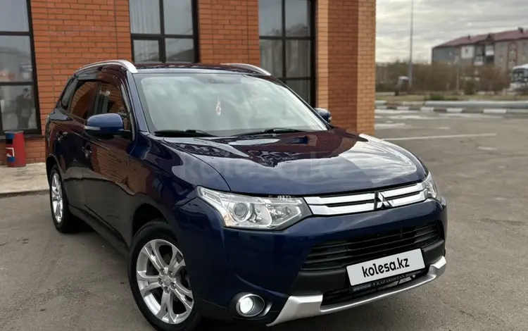 Mitsubishi Outlander 2014 годаүшін7 500 000 тг. в Караганда